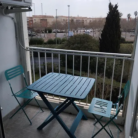 Pres Du Golf Avec Parking Prive * 아그